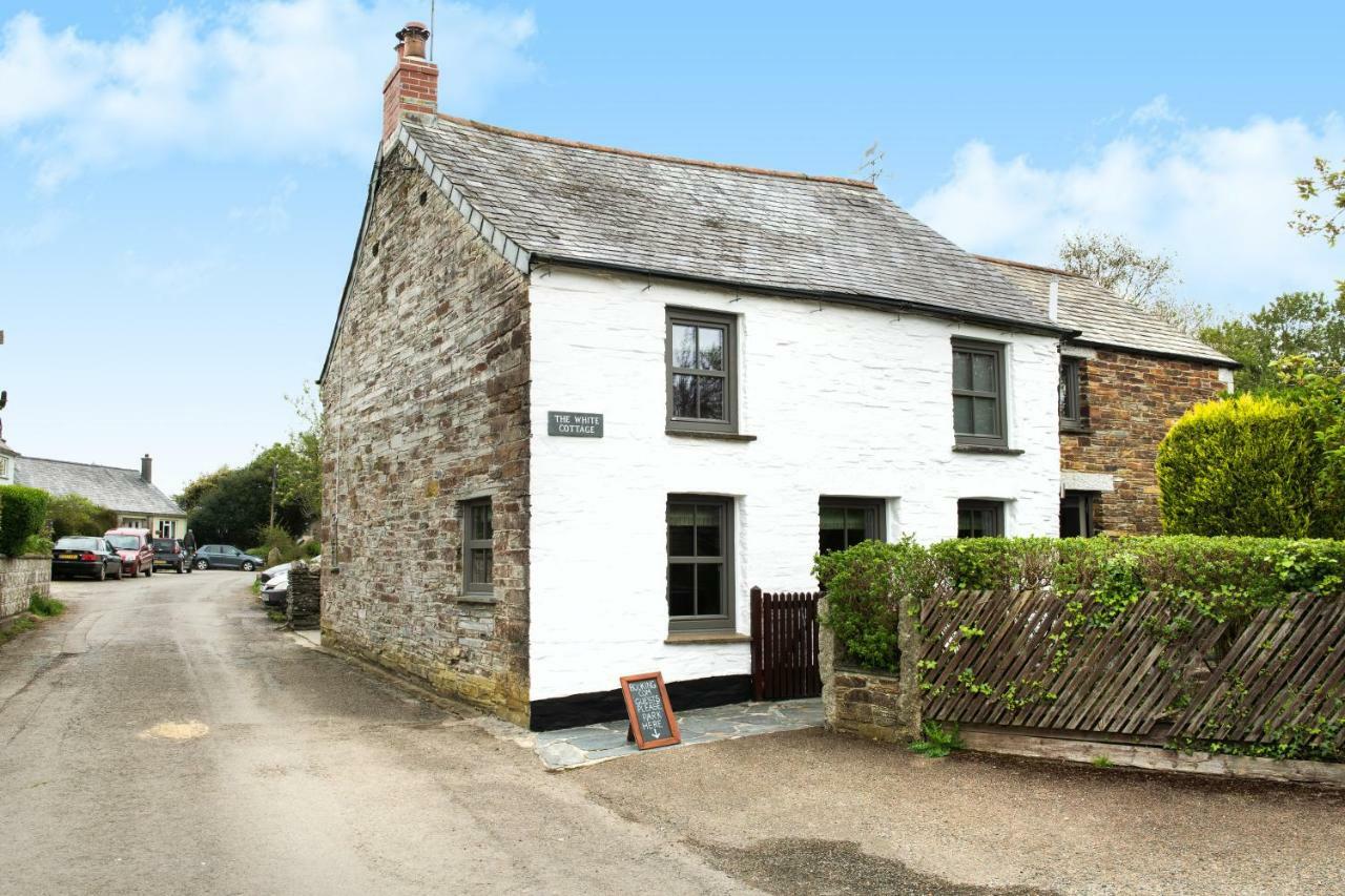 The White Cottage B&B Saint Teath Esterno foto